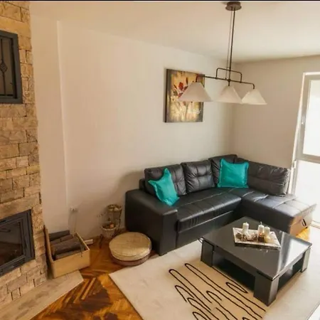 Pane Apartment